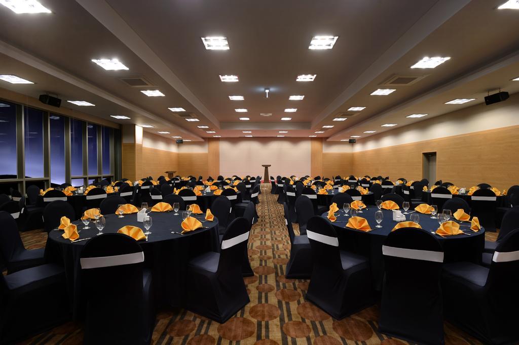 Jeju Aerospace Hotel Seogwipo Exteriör bild