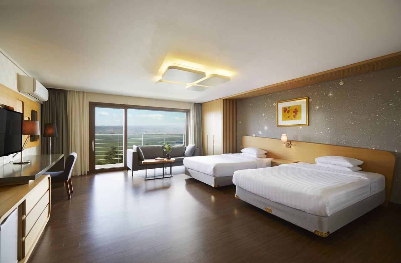 Jeju Aerospace Hotel Seogwipo Exteriör bild