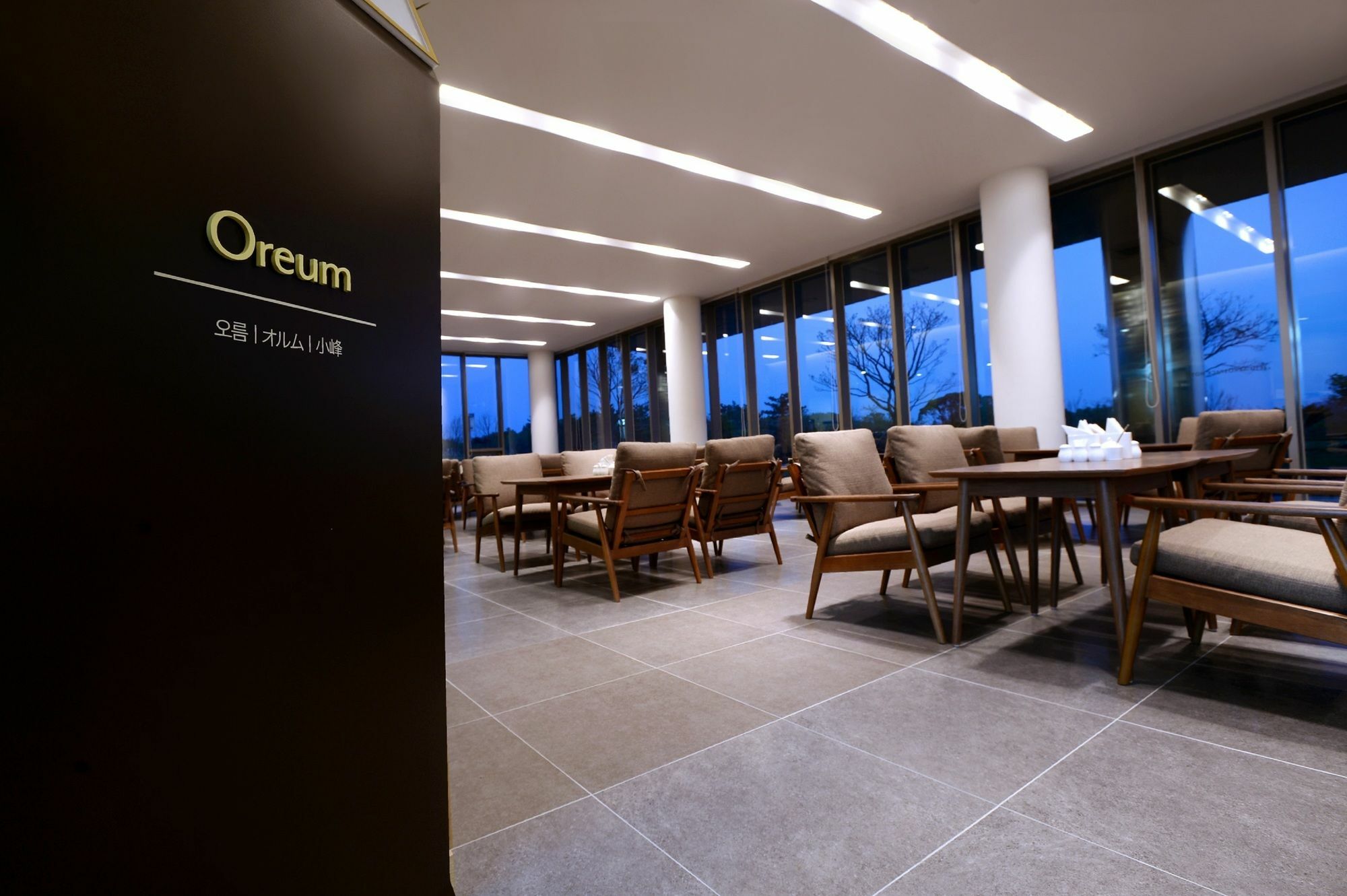 Jeju Aerospace Hotel Seogwipo Exteriör bild